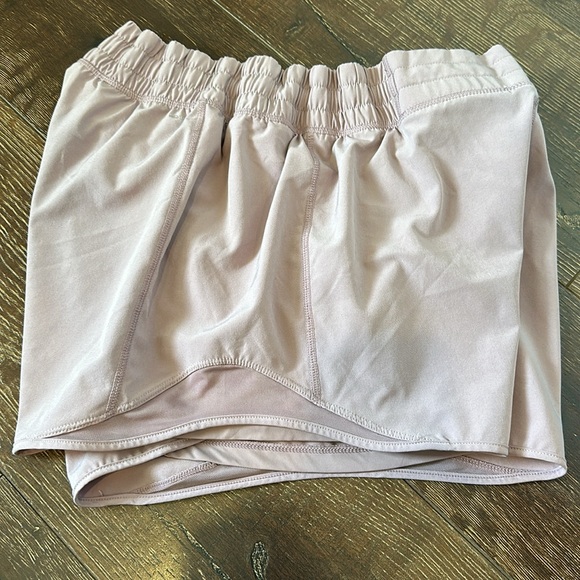 Women’s Shorts - Picture 5 of 9